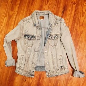 DENIM JACKET
